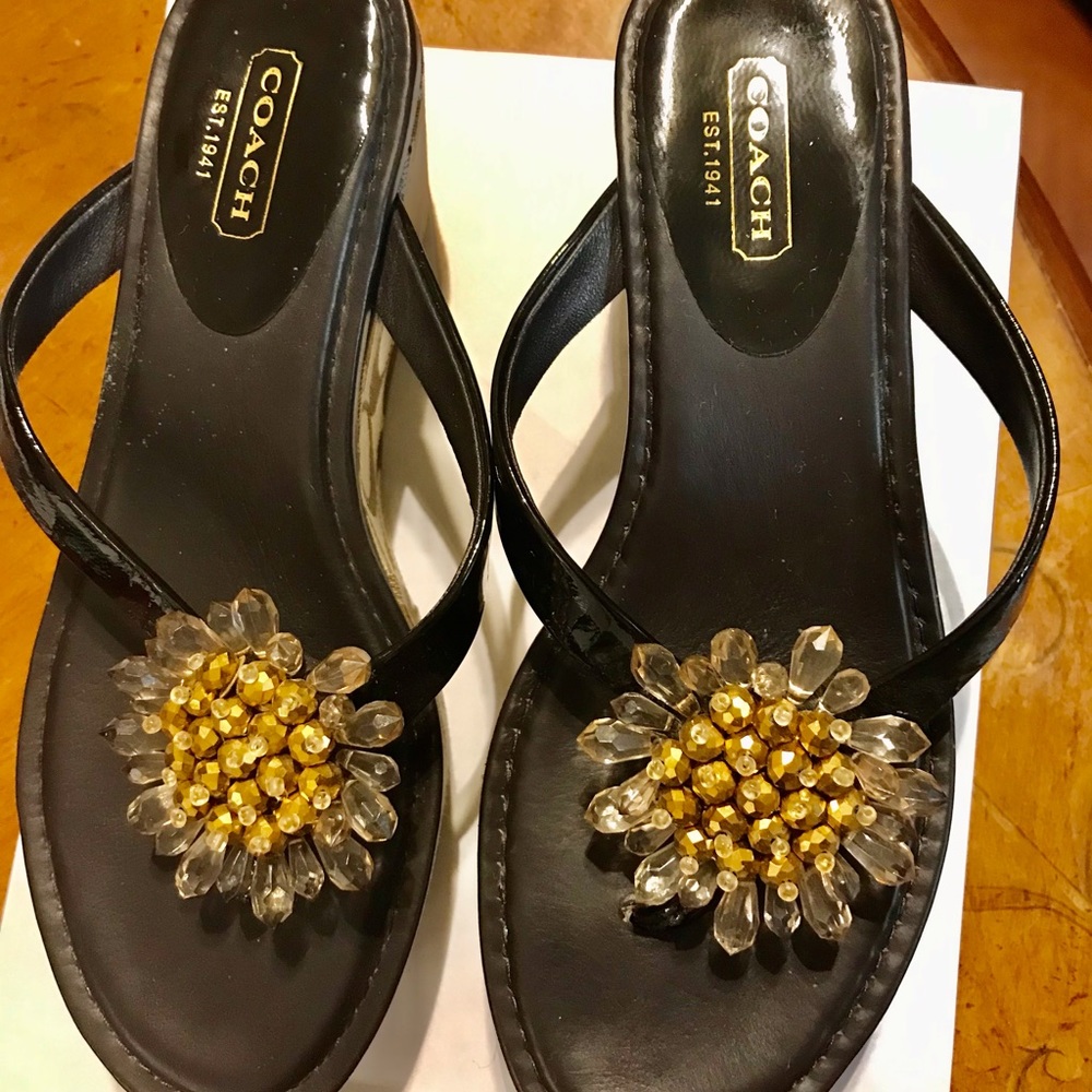 Coach sandal size 6B